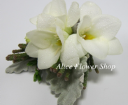 白色石斛蘭胸花